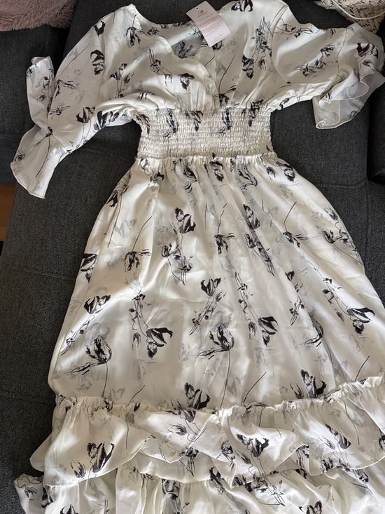 Forever New Dresses & Skirts - Forever New White Floral Smocked-Waist Dress
